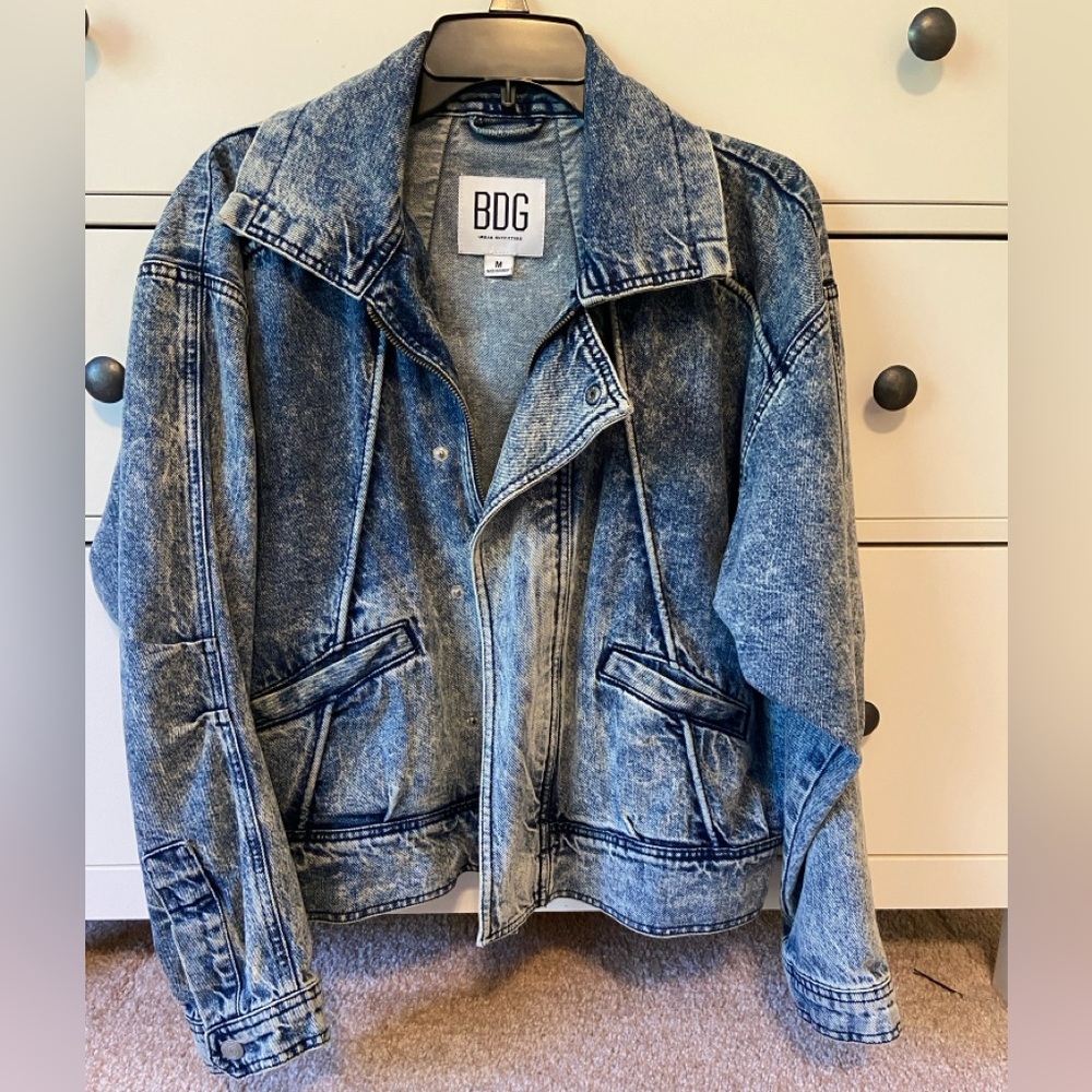 DBG vintage acid wash denim jacket